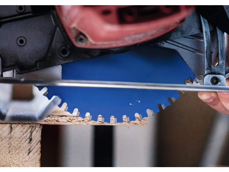 List za krožno žago Bosch EXPERT Steel, Dimenzije: 210x2/1,6x30mm, Zob: 48, 2608643057